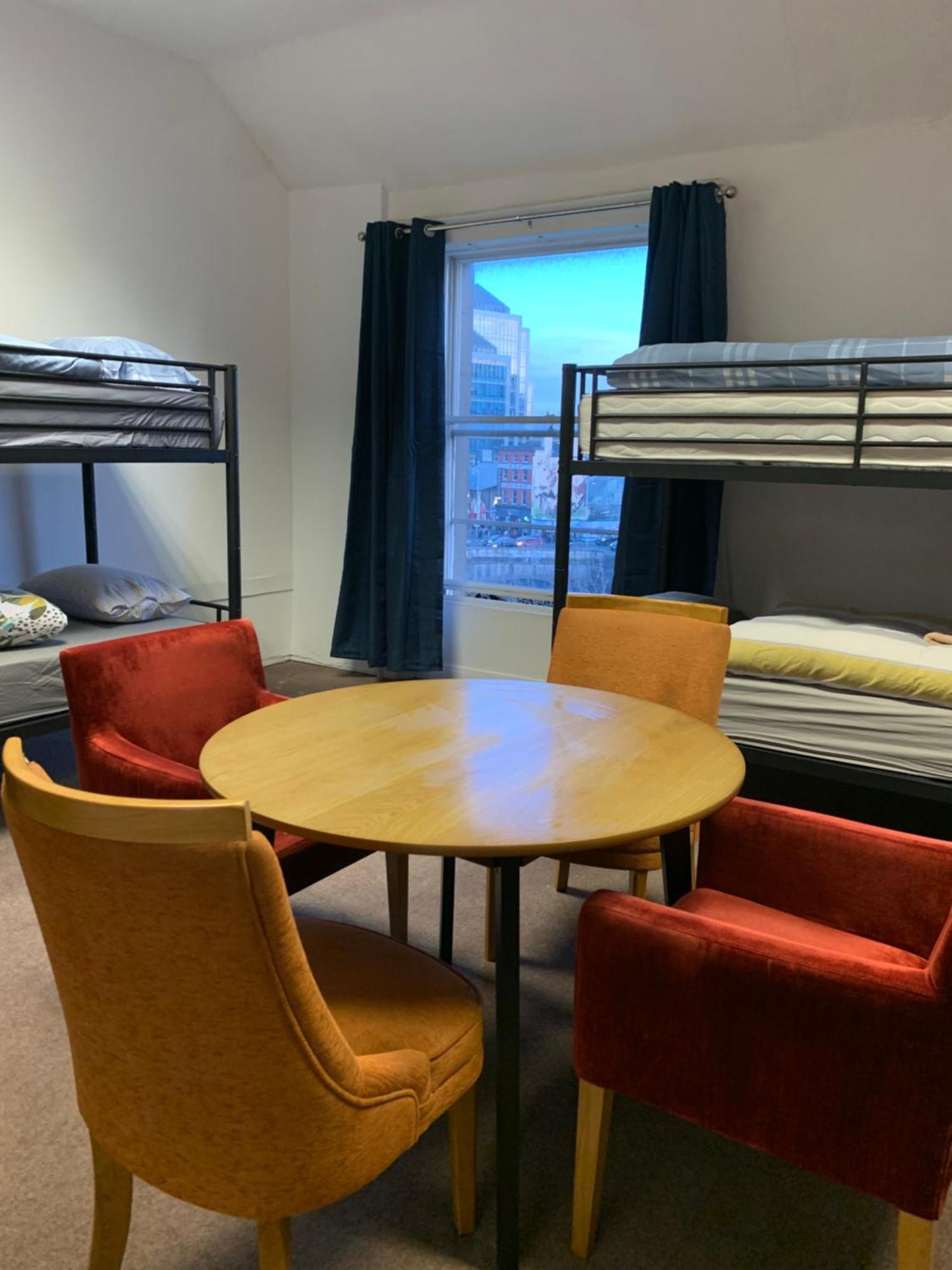 Eden Quay Guesthouse Private Rooms ダブリン エクステリア 写真