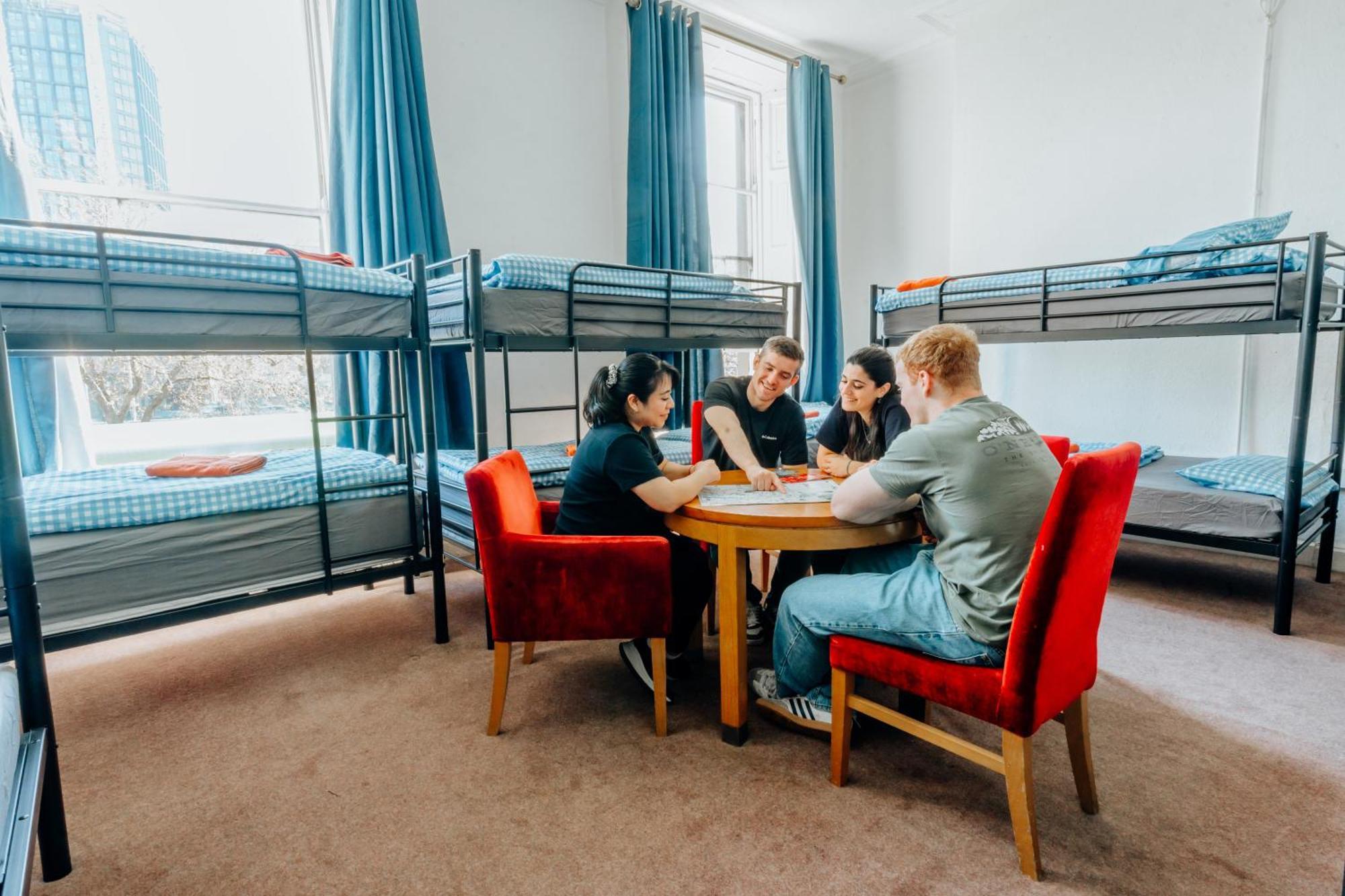 Eden Quay Guesthouse Private Rooms ダブリン エクステリア 写真