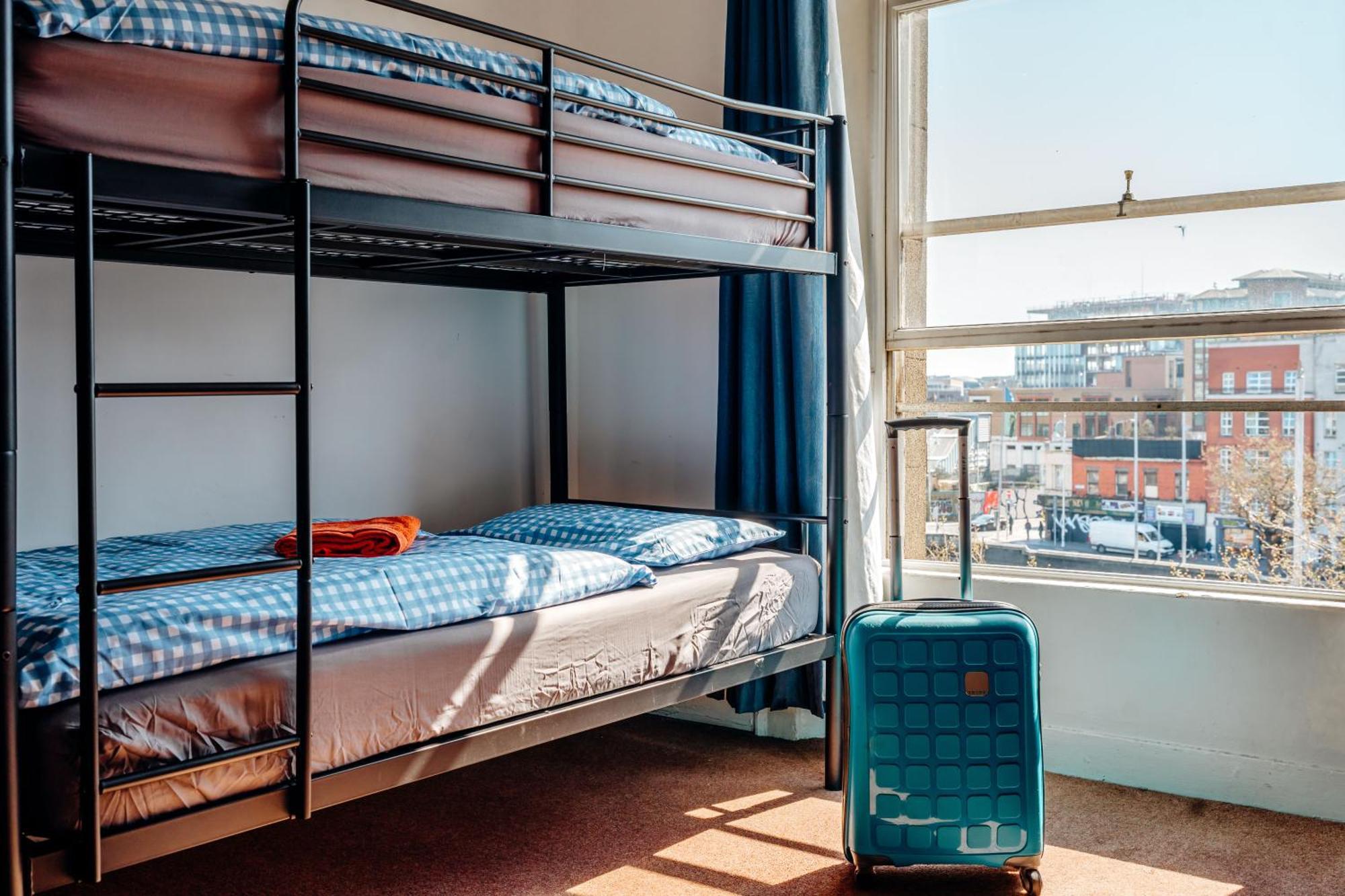 Eden Quay Guesthouse Private Rooms ダブリン エクステリア 写真