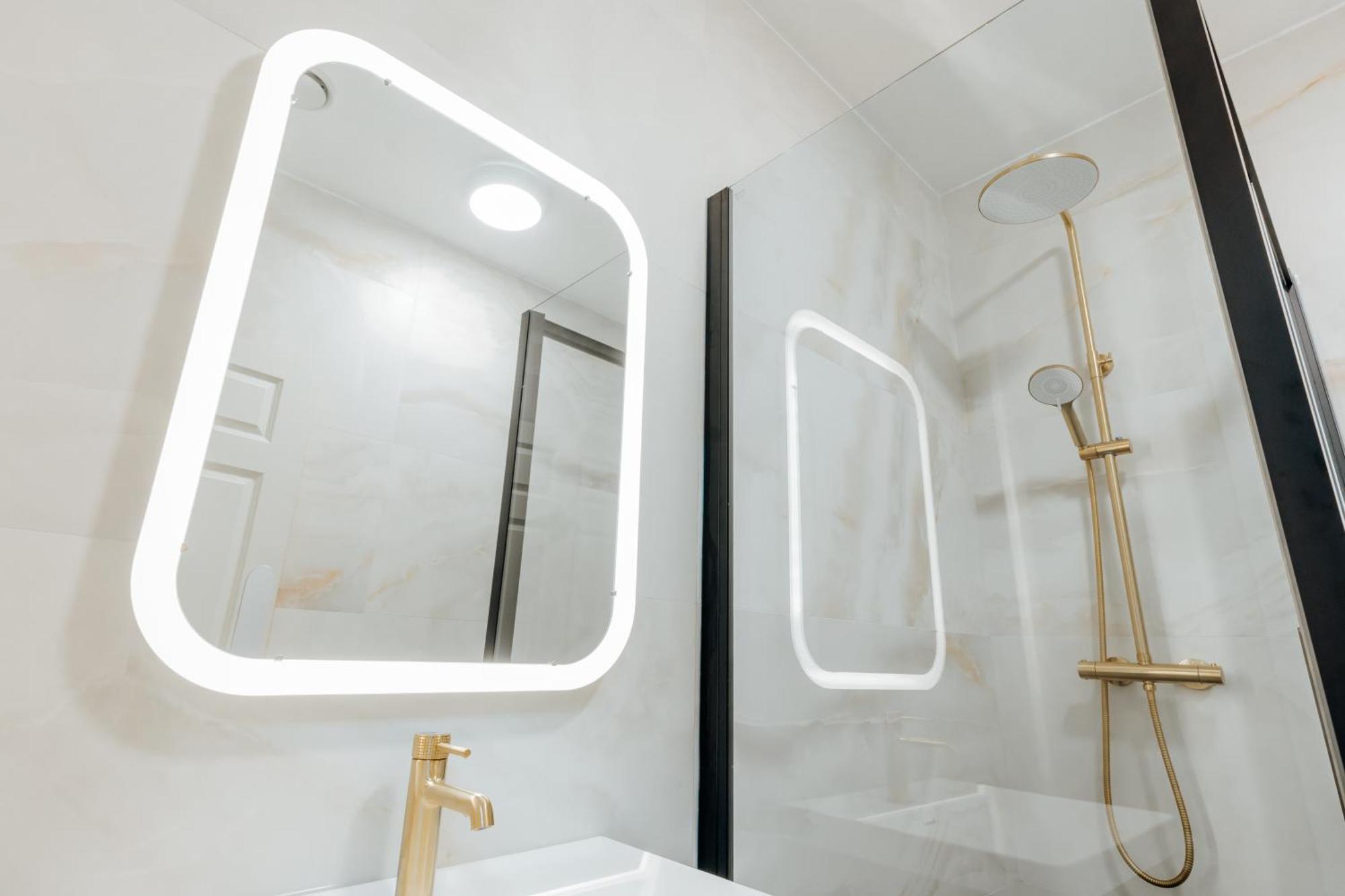 Eden Quay Guesthouse Private Rooms ダブリン エクステリア 写真
